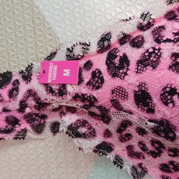 PINK VS TRIANGLE BRALETTTE SIZE M - Picture 3 of 8